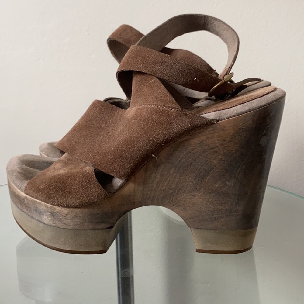 Coleen Cordero Brown Wedge Wood Heels - Size 7